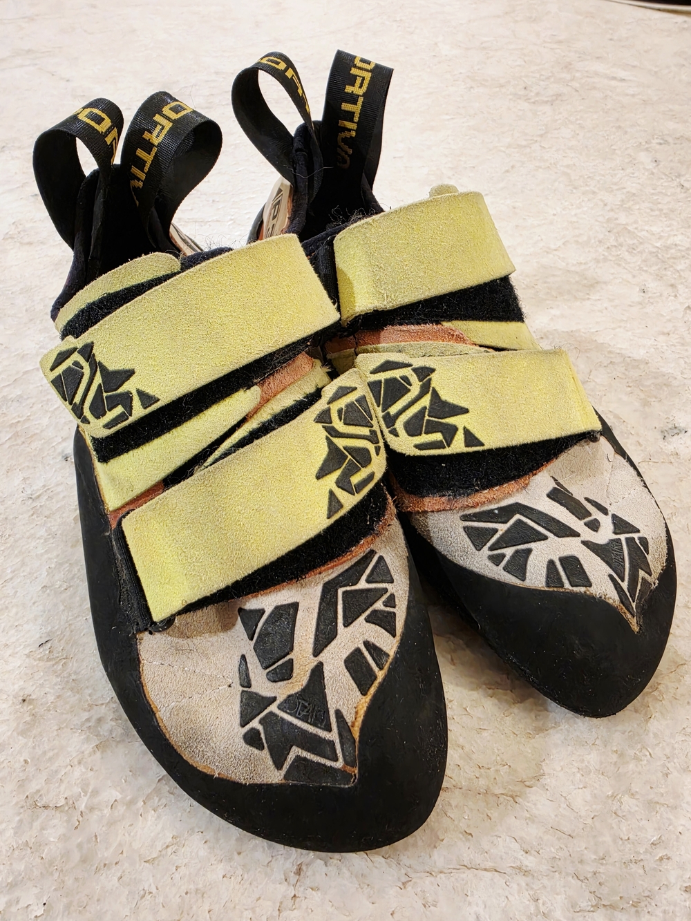La Sportiva Otaki Women's Climbing Shoes - 34.5